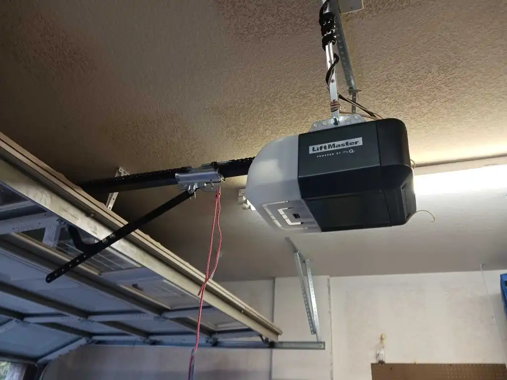 Garage door opener service in Raleigh, NC